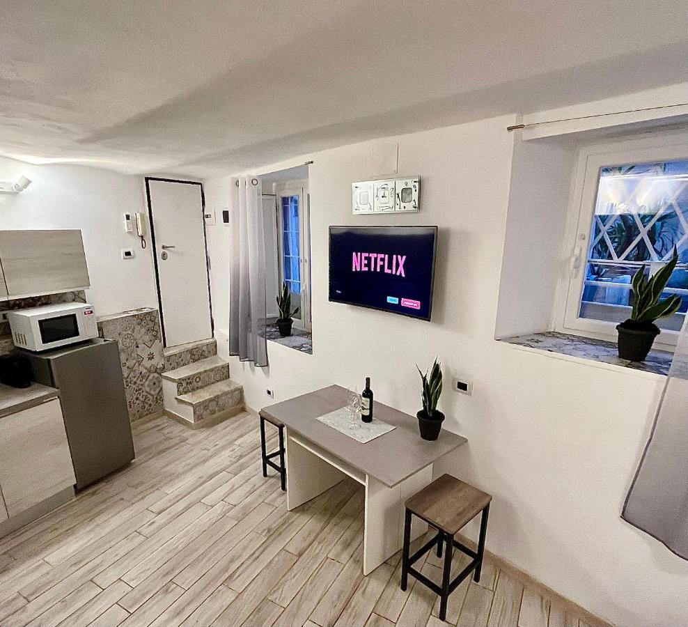 Colosseum Suite โรม ภายนอก รูปภาพ