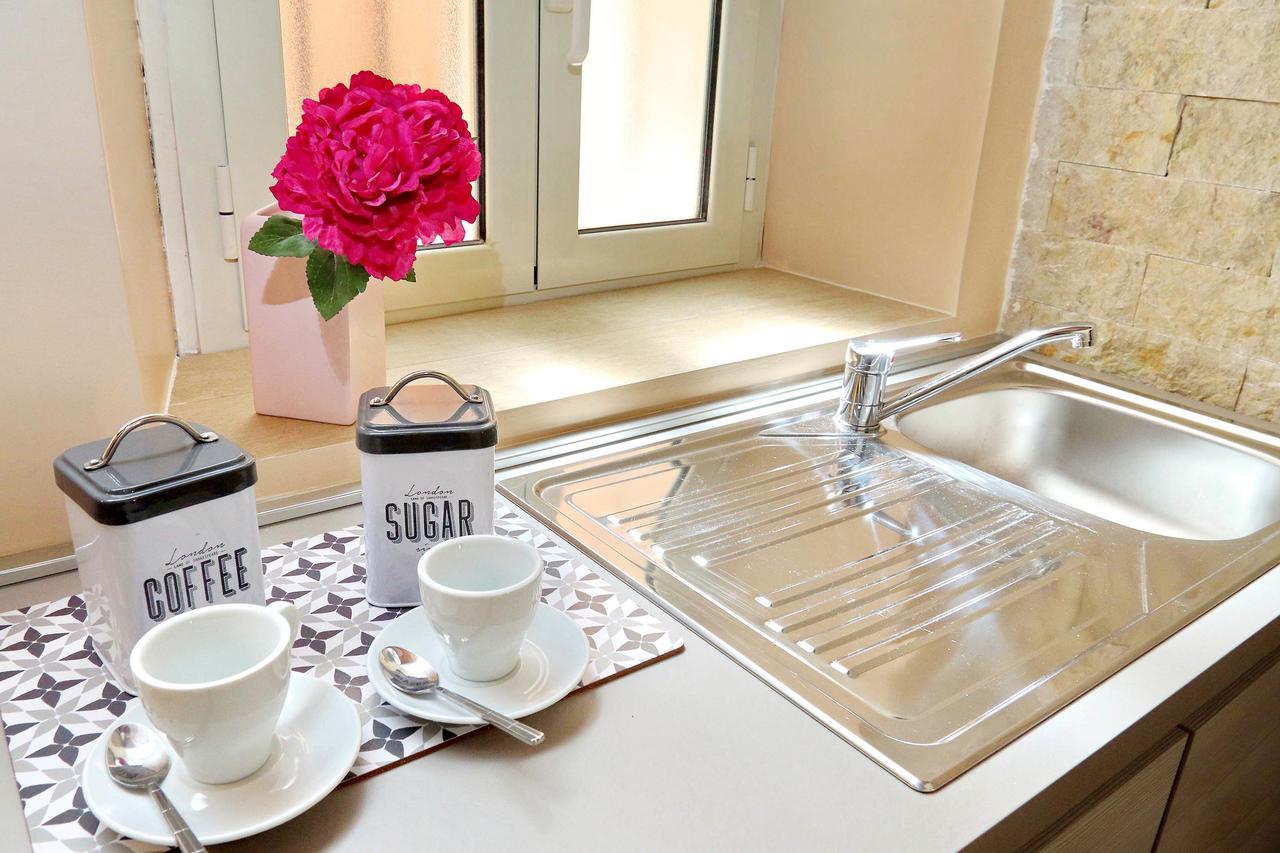 Colosseum Suite โรม ภายนอก รูปภาพ