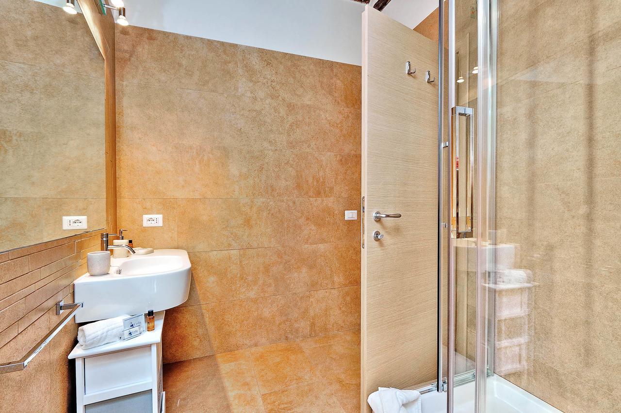 Colosseum Suite โรม ภายนอก รูปภาพ